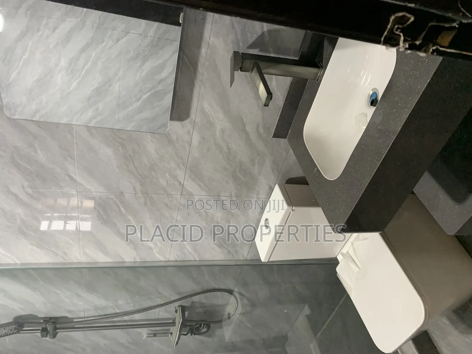3bdrm House in Tantra Hill ,Accra, Achimota for sale