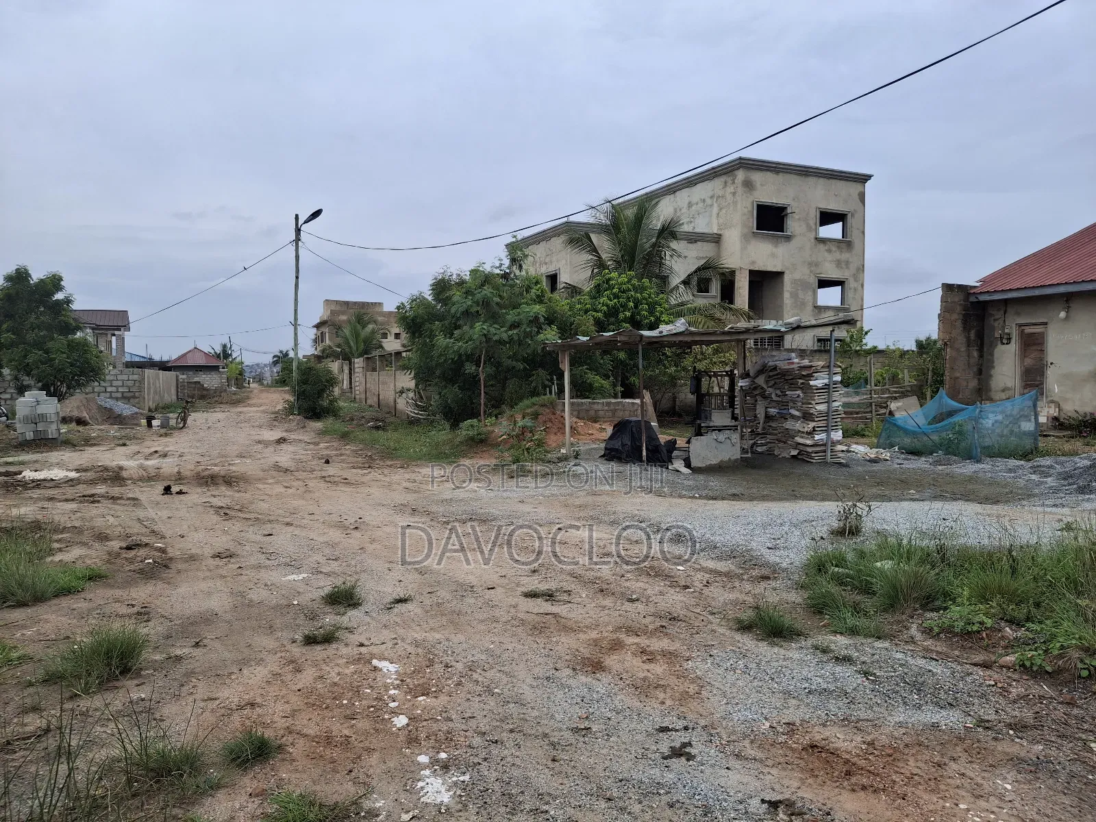 Land in South West McCarthy(Tetegu)