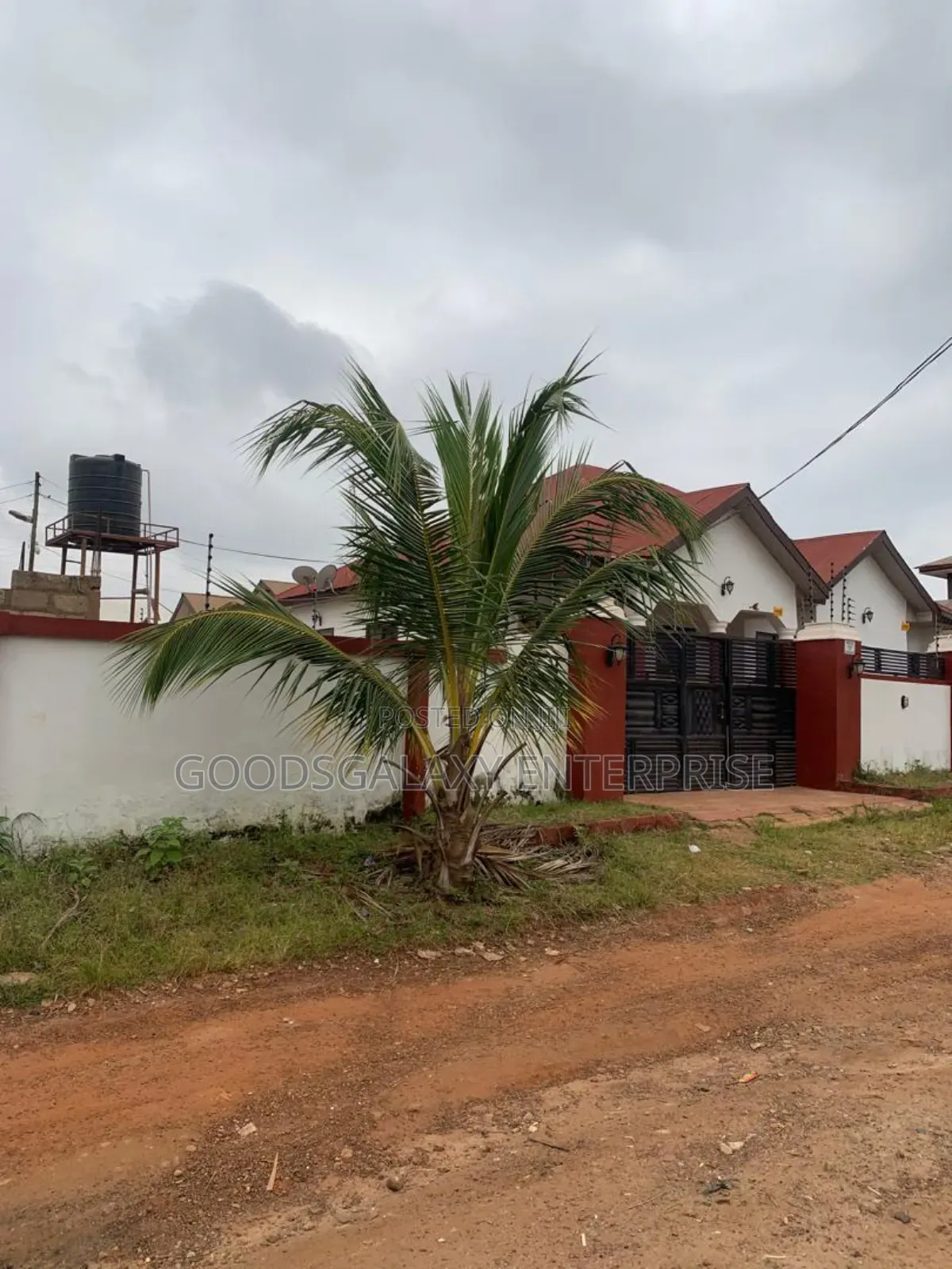 3bdrm House in Kumasi Metropolitan for sale