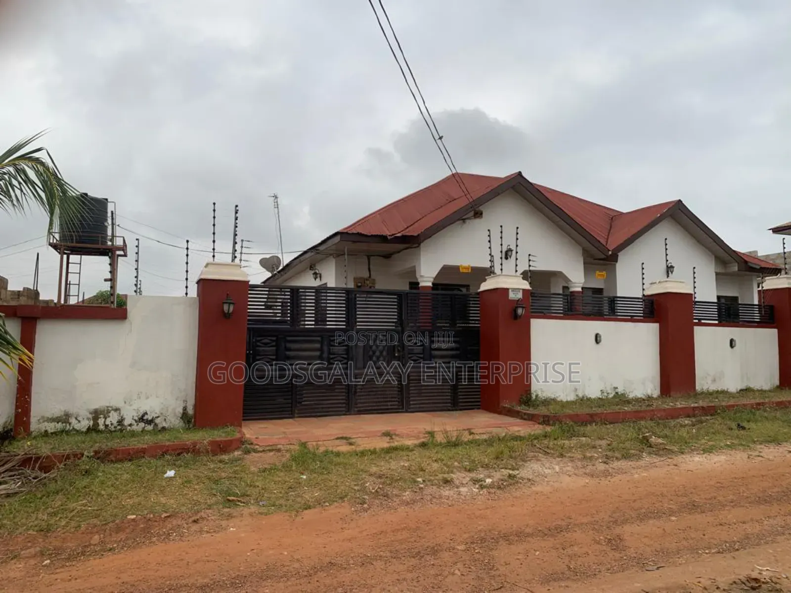 3bdrm House in Kumasi Metropolitan for sale