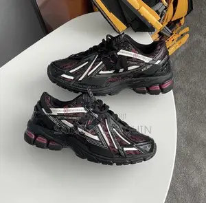 Black Reebok Premier Ultra LTD