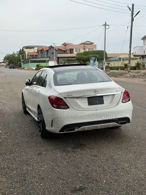 Mercedes-Benz C300 Sport 4Matic Sedan AWD (2.0L 4cyl 7A) 2017 White