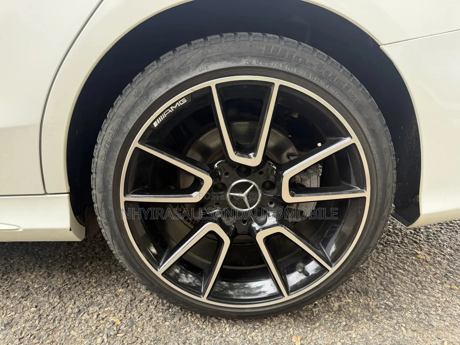Mercedes-Benz C300 Sport 4Matic Sedan AWD (2.0L 4cyl 7A) 2017 White