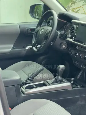 Toyota Tacoma 2022 Silver