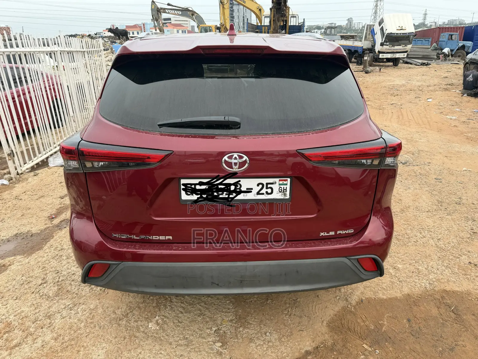 Toyota Highlander XLE 2021 Red