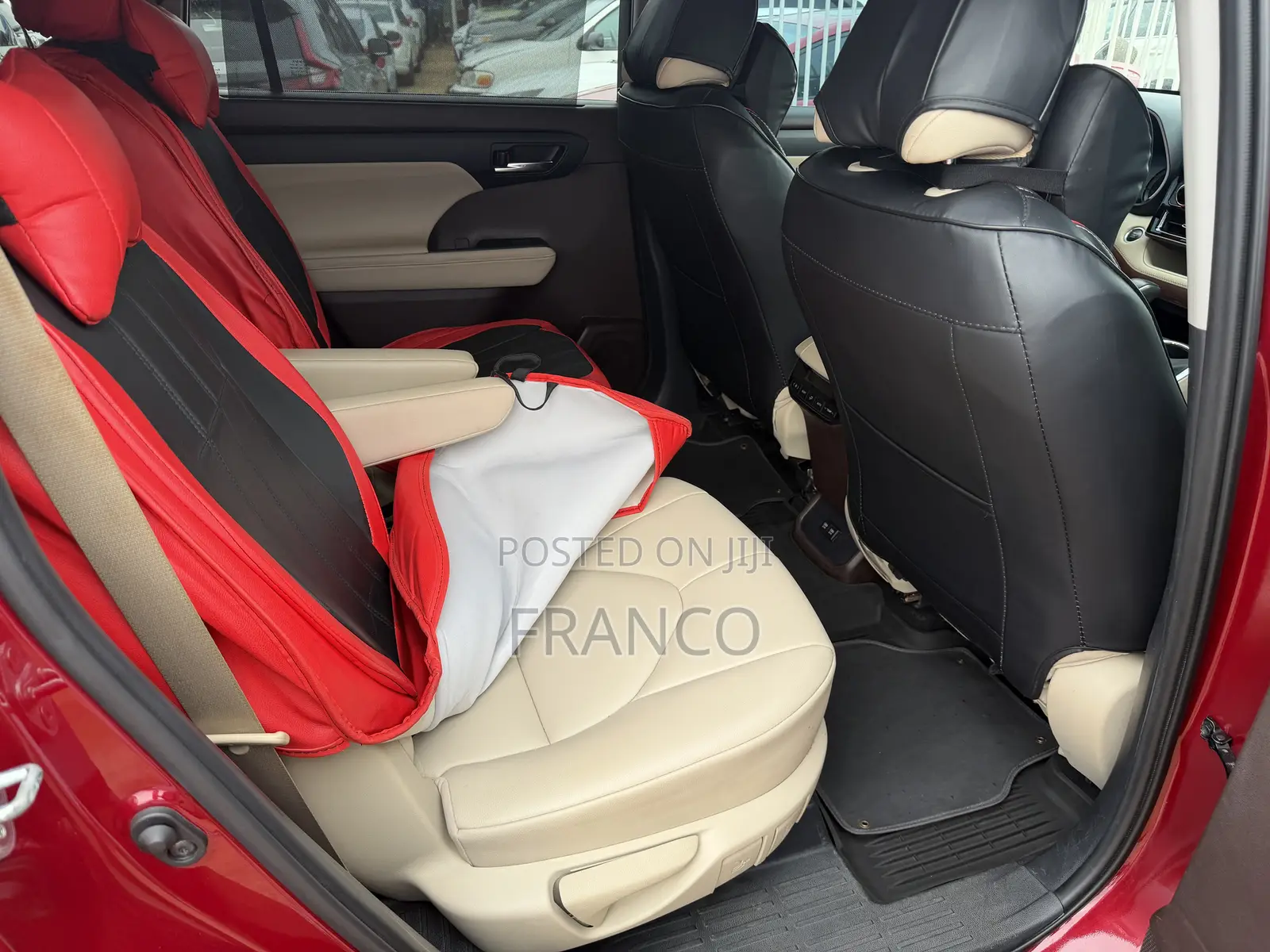 Toyota Highlander XLE 2021 Red