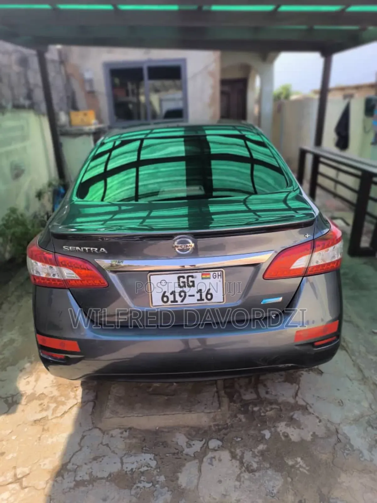 Nissan Sentra SV 4dr Sedan (1.8L 4cyl CVT) 2015 Gray