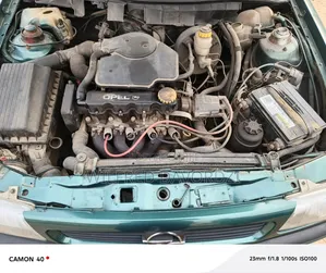 Opel Astra 1.6 Caravan 2004 Green