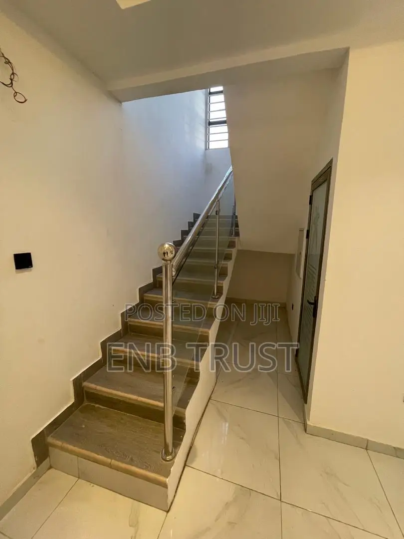 4bdrm Duplex in Kwabenya, Ga East Municipal for sale