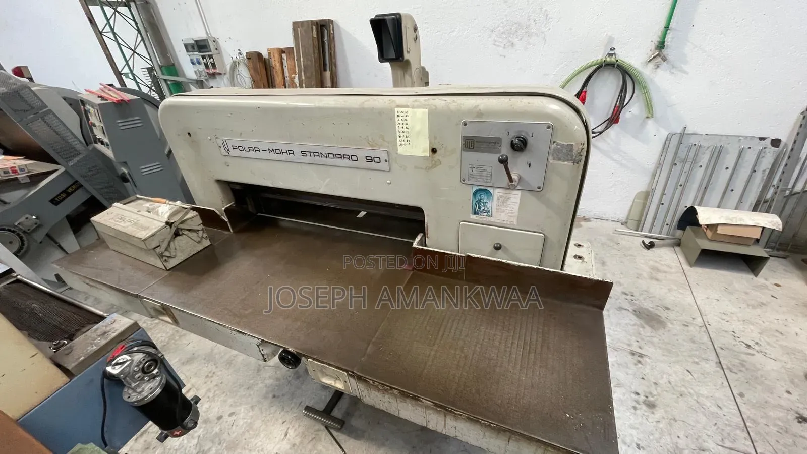 Polar Cutting Machine