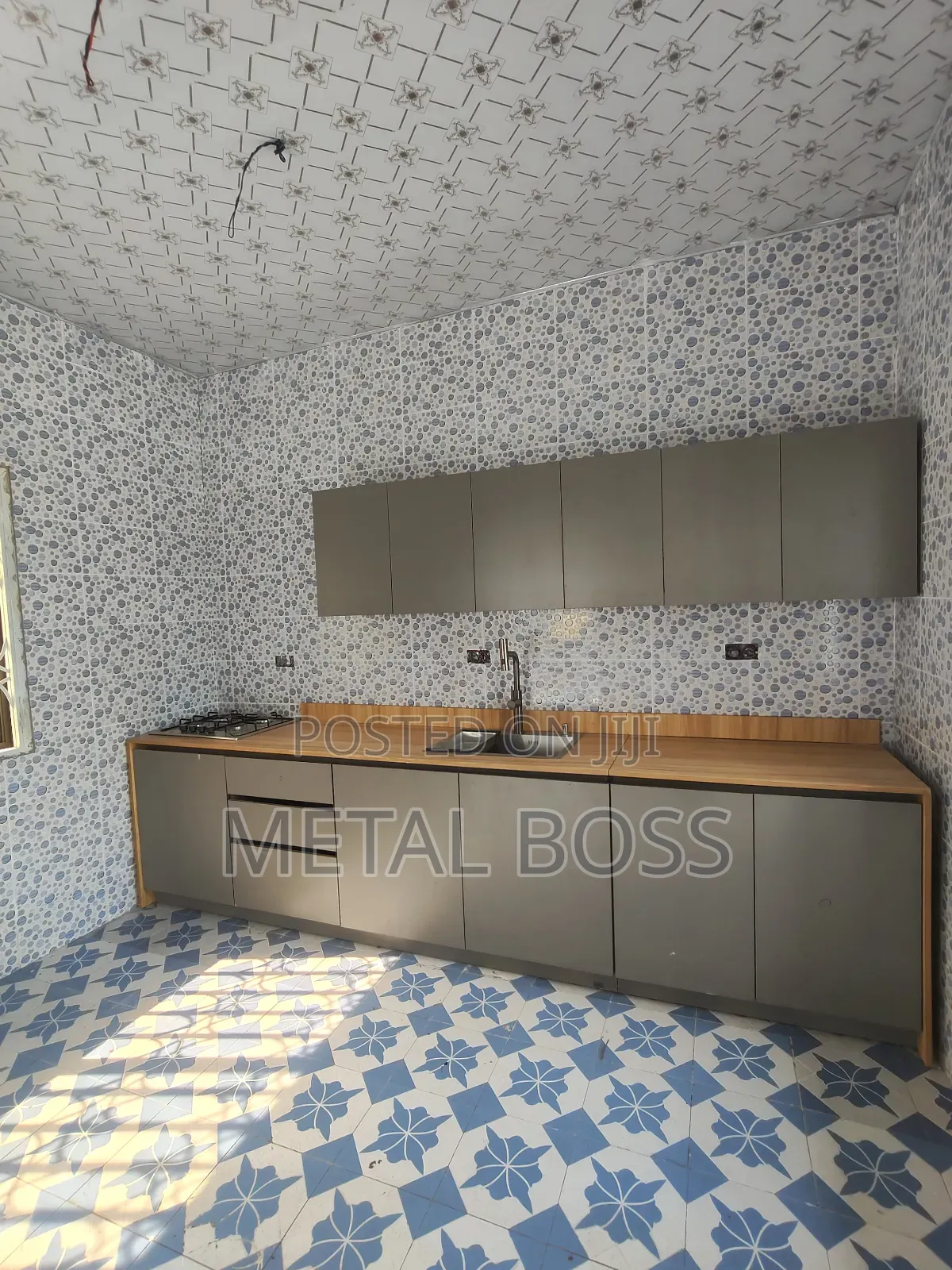 Custom Kitchen Cabinet