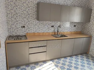 Custom Kitchen Cabinet