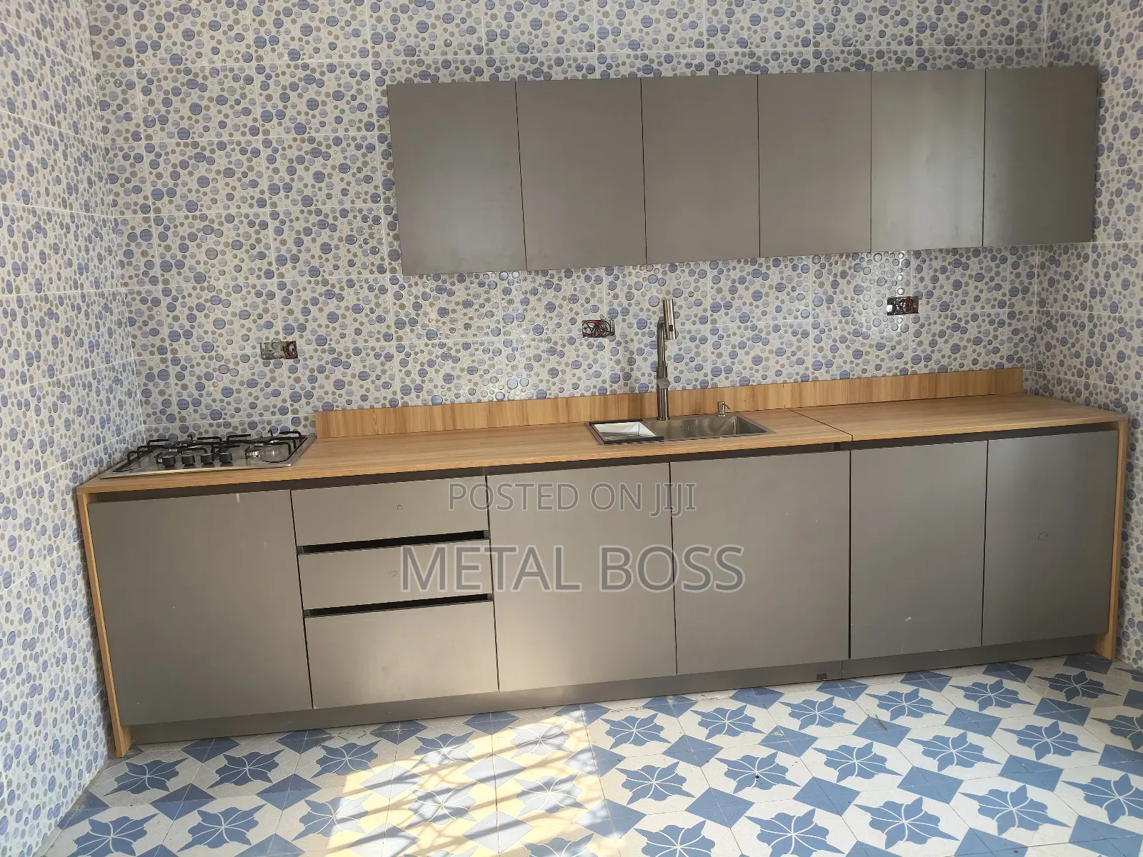 Custom Kitchen Cabinet