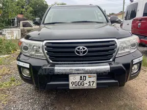 Toyota Land Cruiser 5.7 V8 GXR 2017 Black