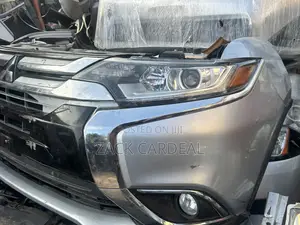 Mitsubishi Outlander 2018 Front Cut Available