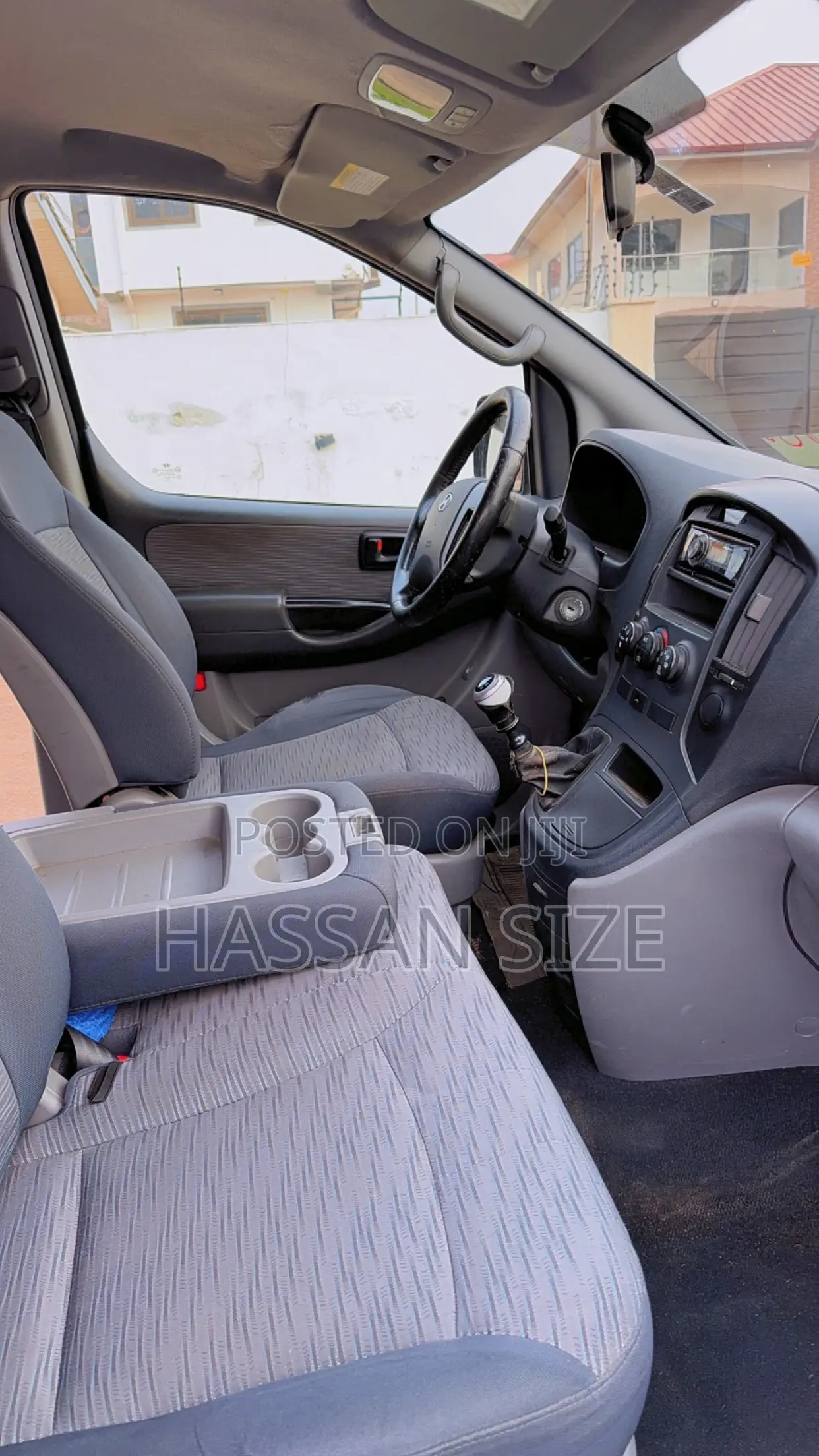 Hyundai H1 2011 Grey