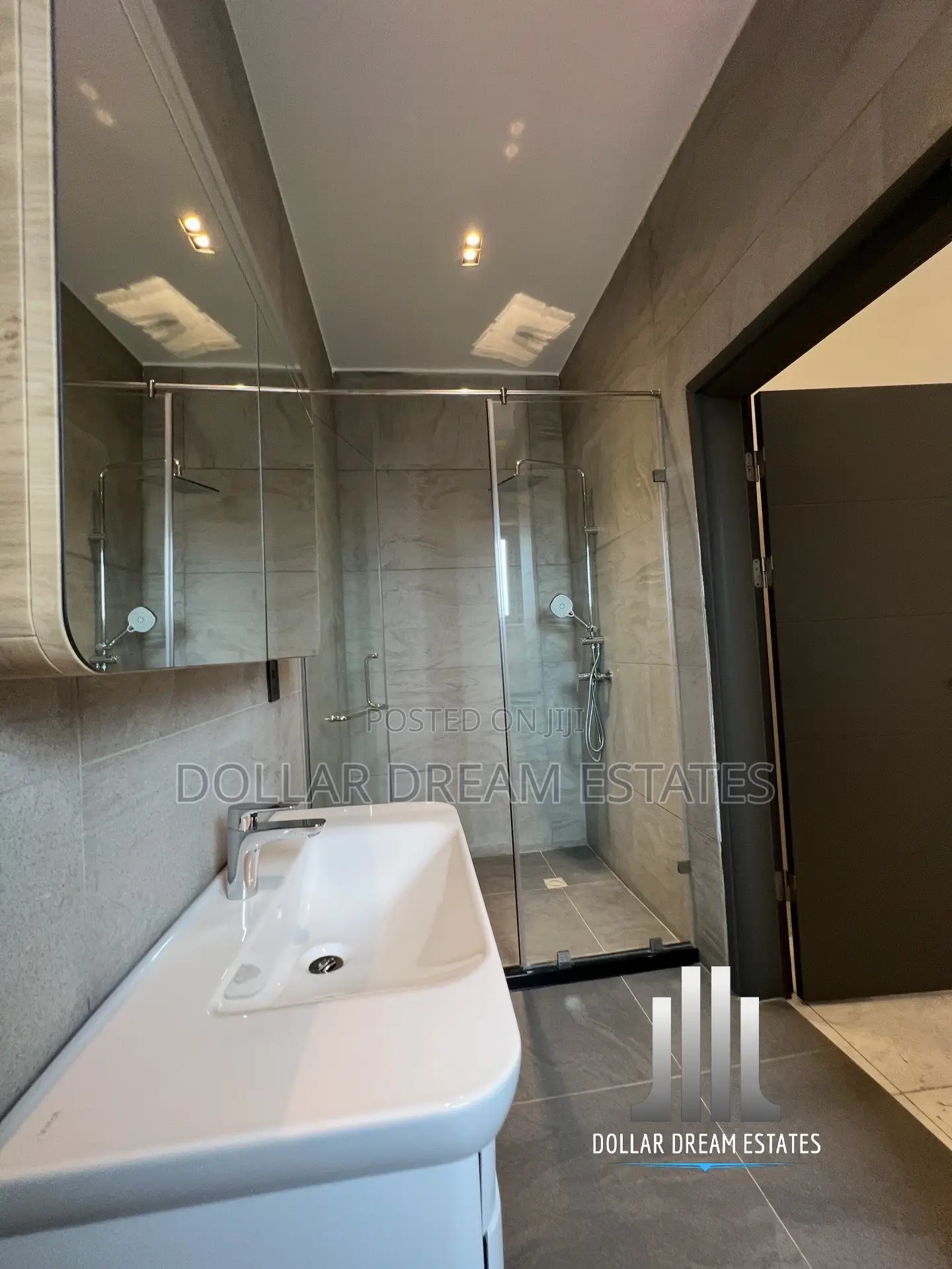 2bdrm Apartment in East Legon for rent