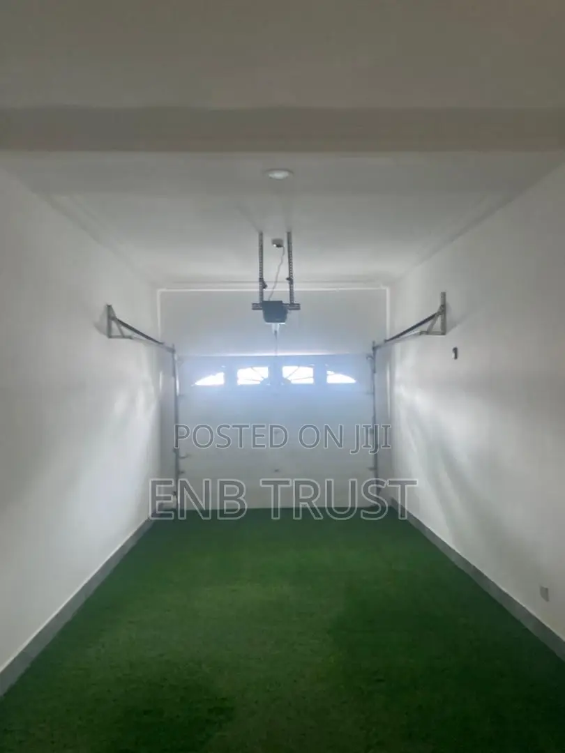 Furnished 5bdrm Duplex in East Legon, A&C Mall Area for rent