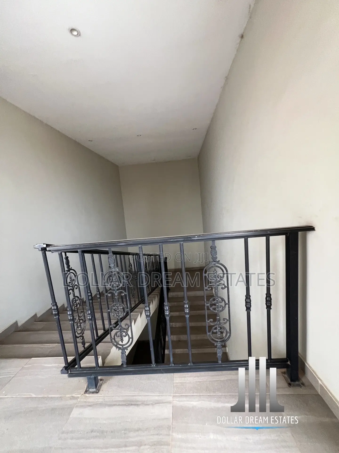 2bdrm Apartment in Adjiriganor for rent