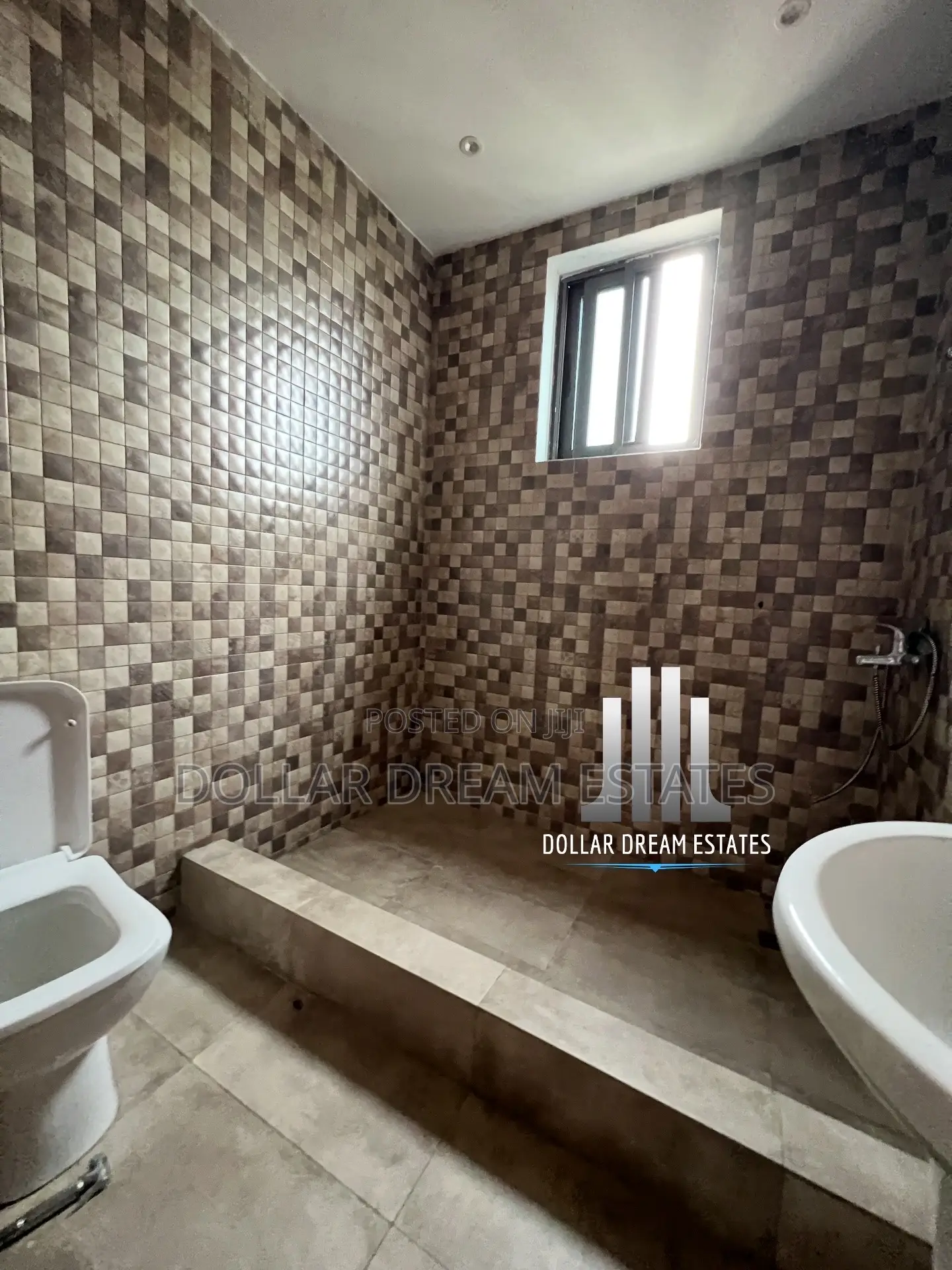 2bdrm Apartment in Adjiriganor for rent