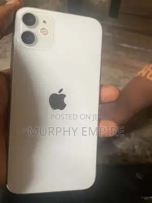 Apple iPhone 11 64 GB White