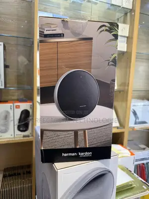 Onyx Studio 9 by Harman Kardon