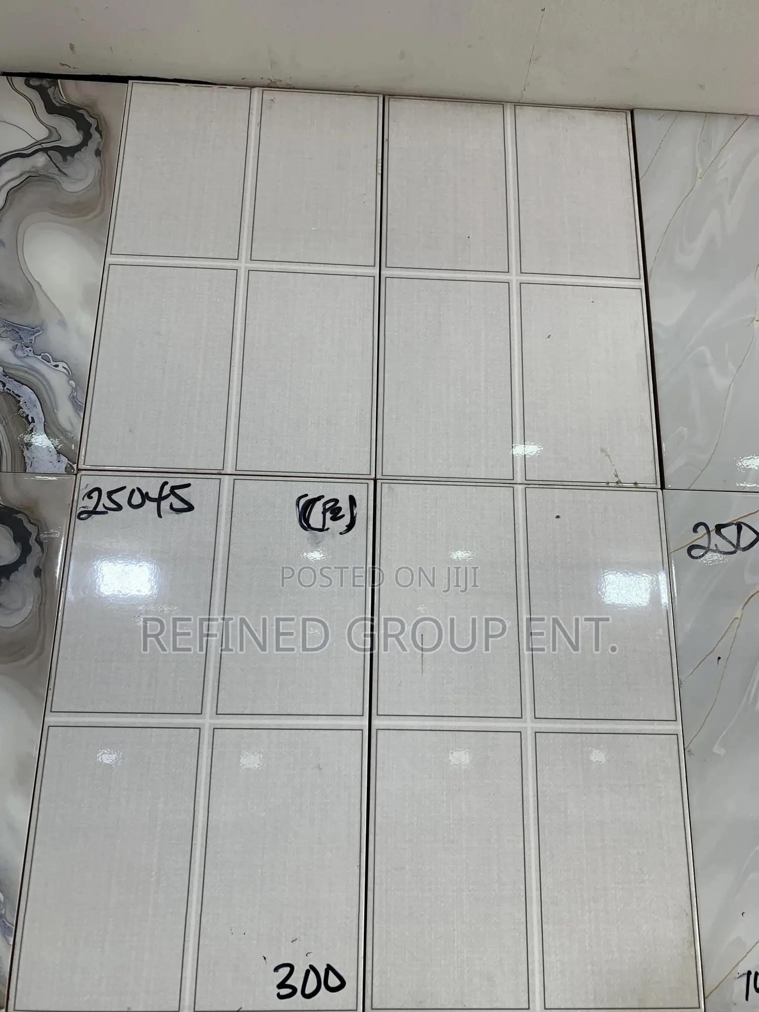 25/40 Wall Tiles. Grade 1