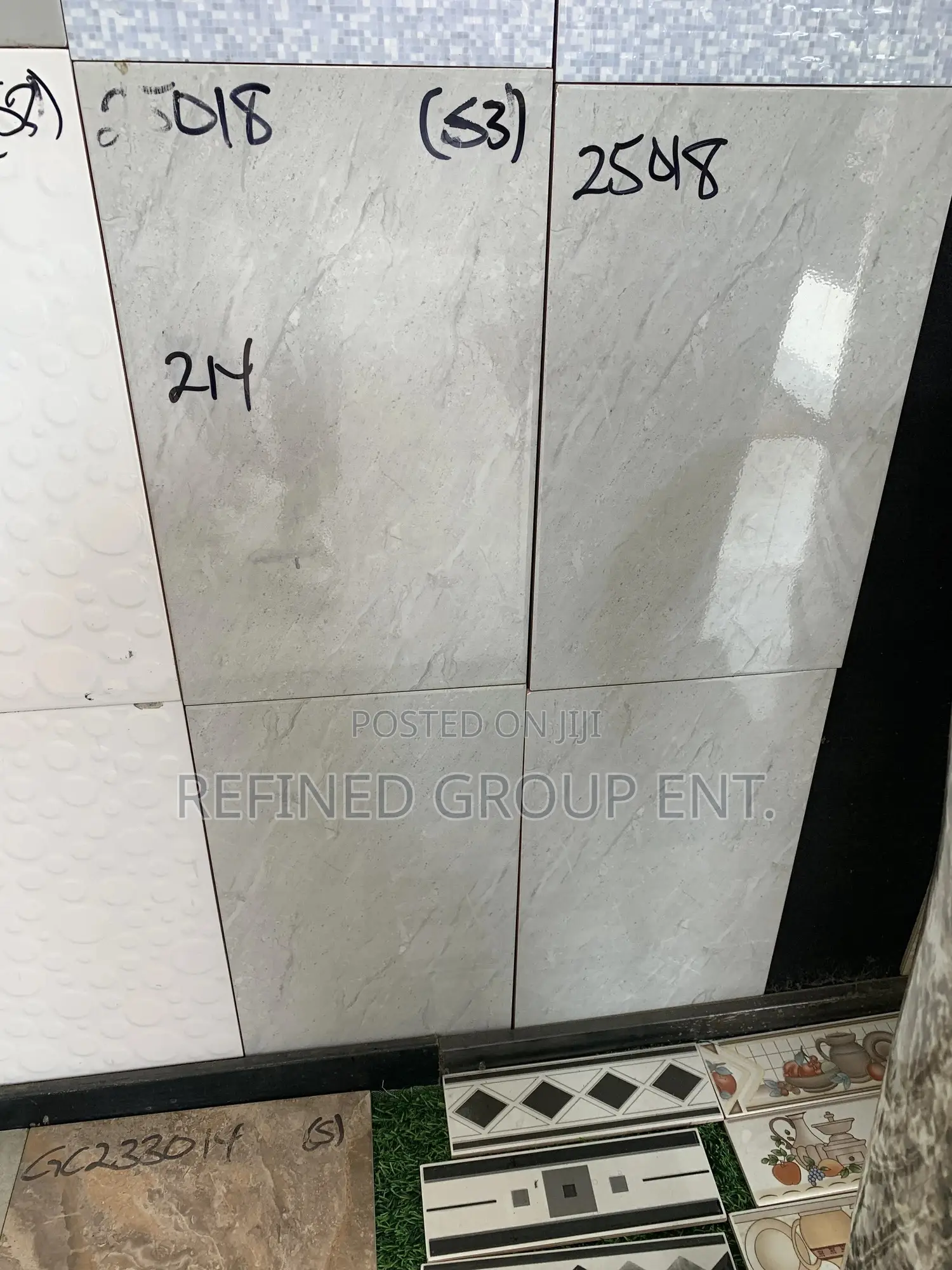 25/40 Wall Tiles. Grade 1