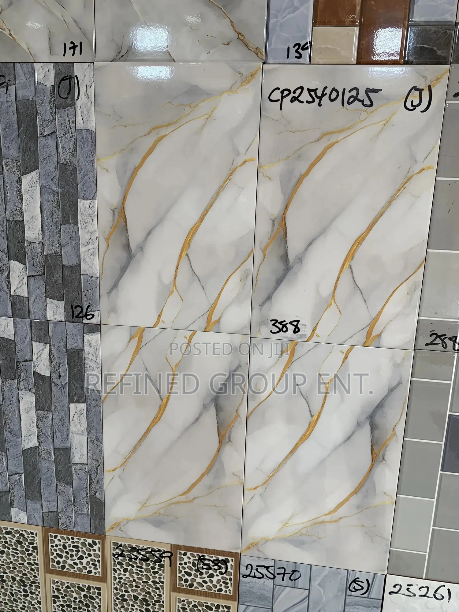 25/40 Wall Tiles. Grade 1