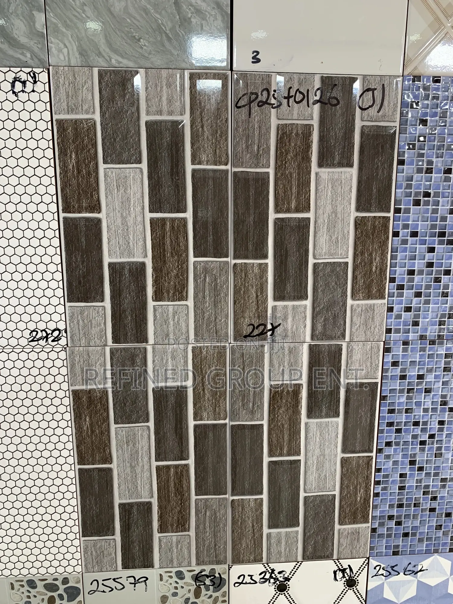 25/40 Wall Tiles. Grade 1