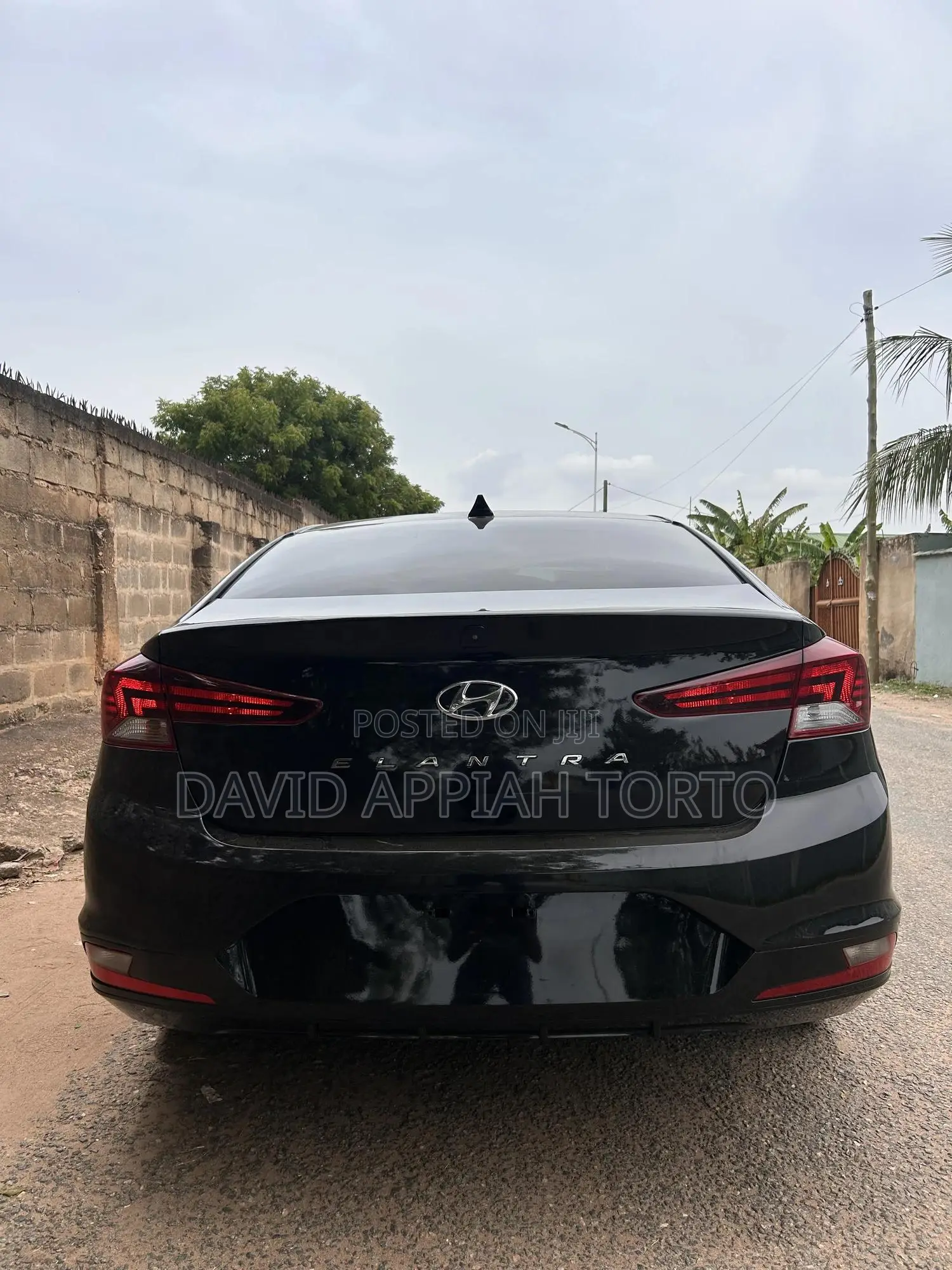 Hyundai Elantra Limited 2020 Black