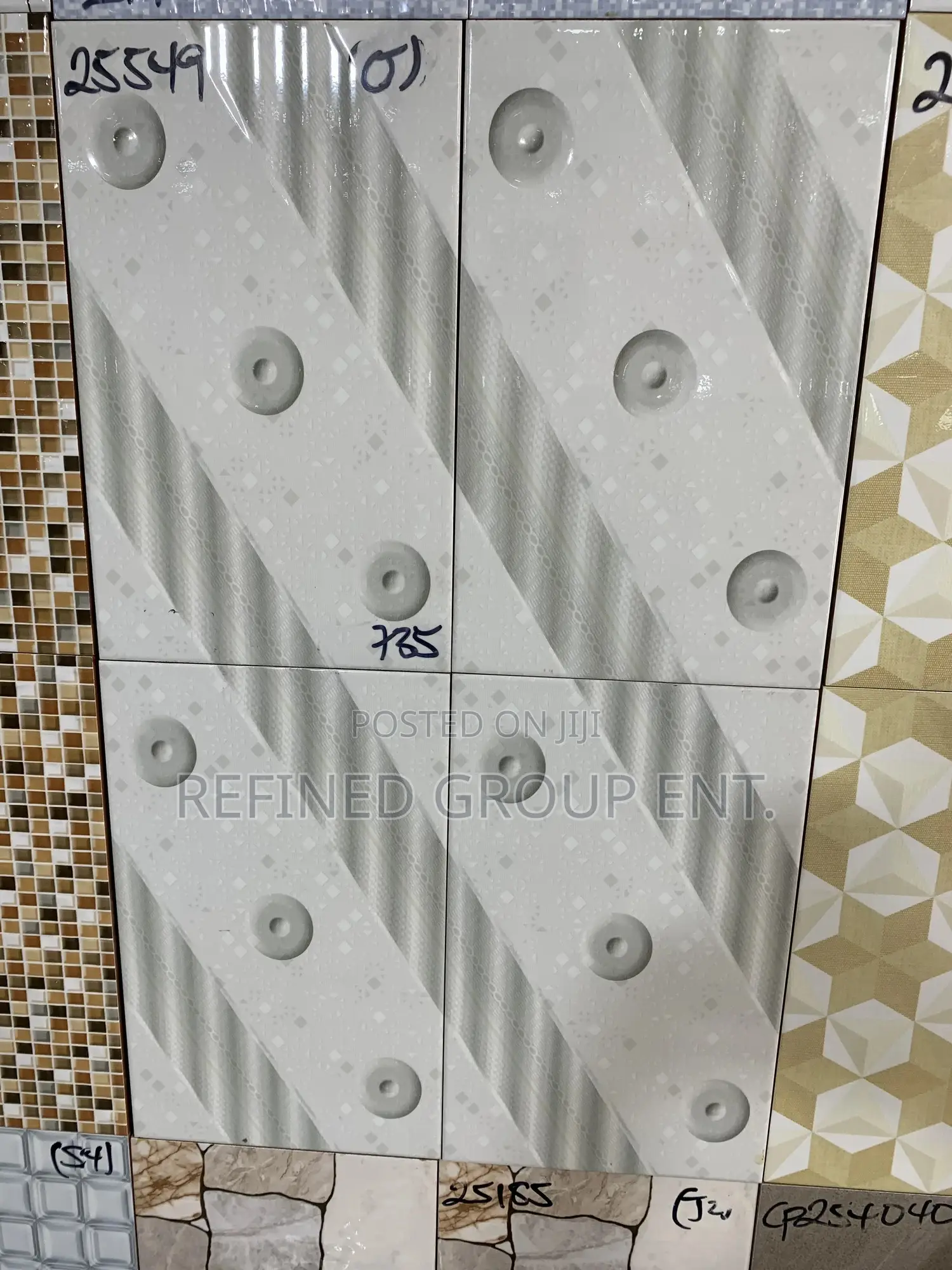 Wall Tiles. 25/40cm