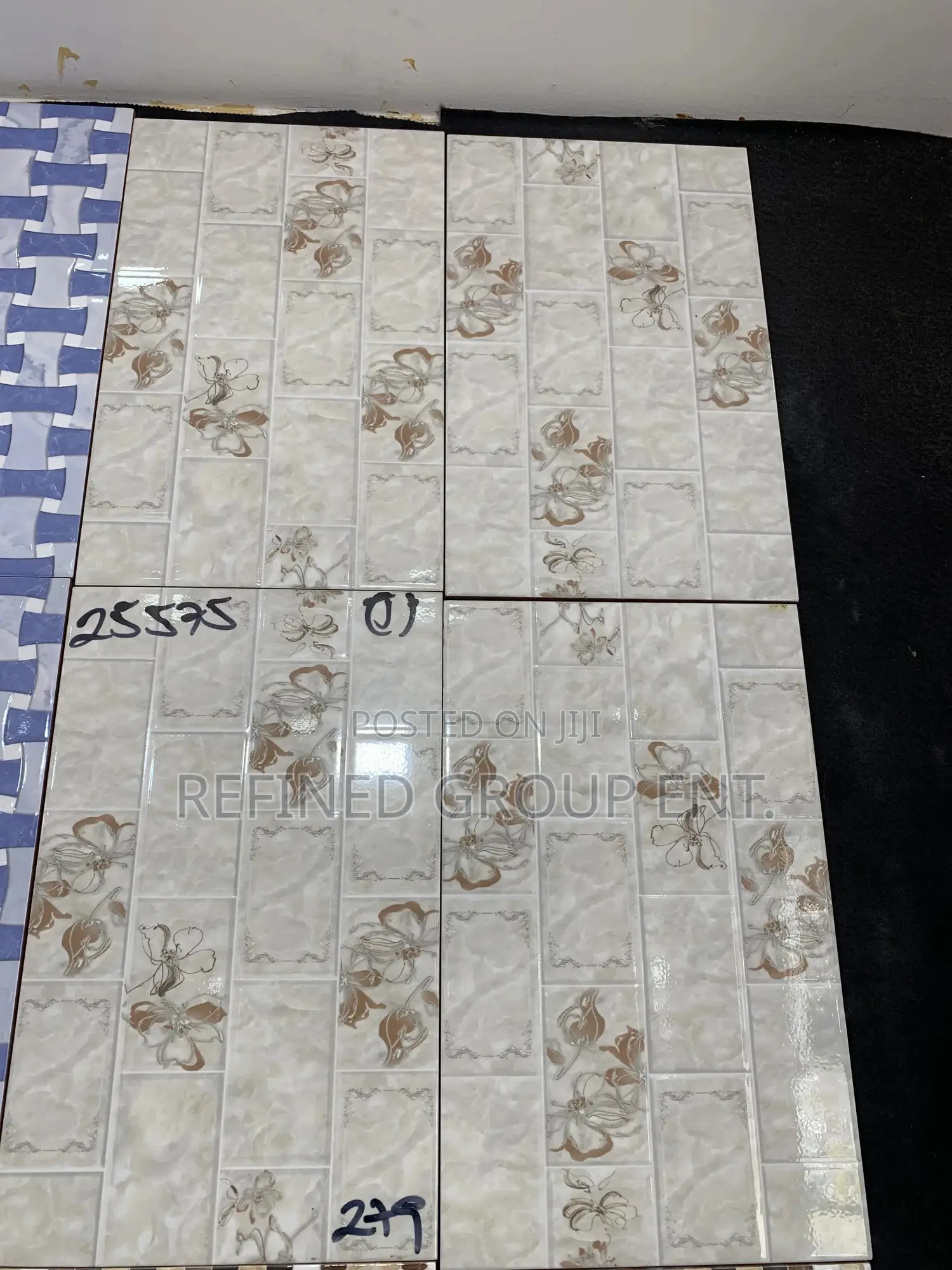 Wall Tiles. 25/40cm
