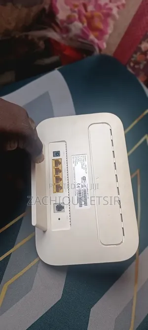 Huawei B612 Router