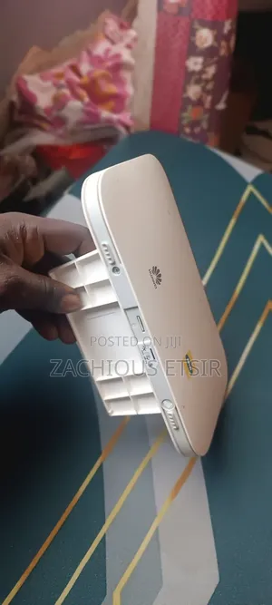 Huawei B612 Router