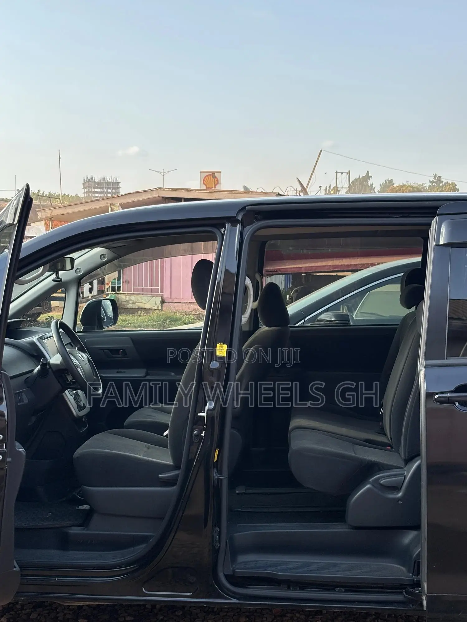 Toyota Voxy 2013 Black
