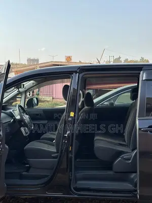 Toyota Voxy 2013 Black
