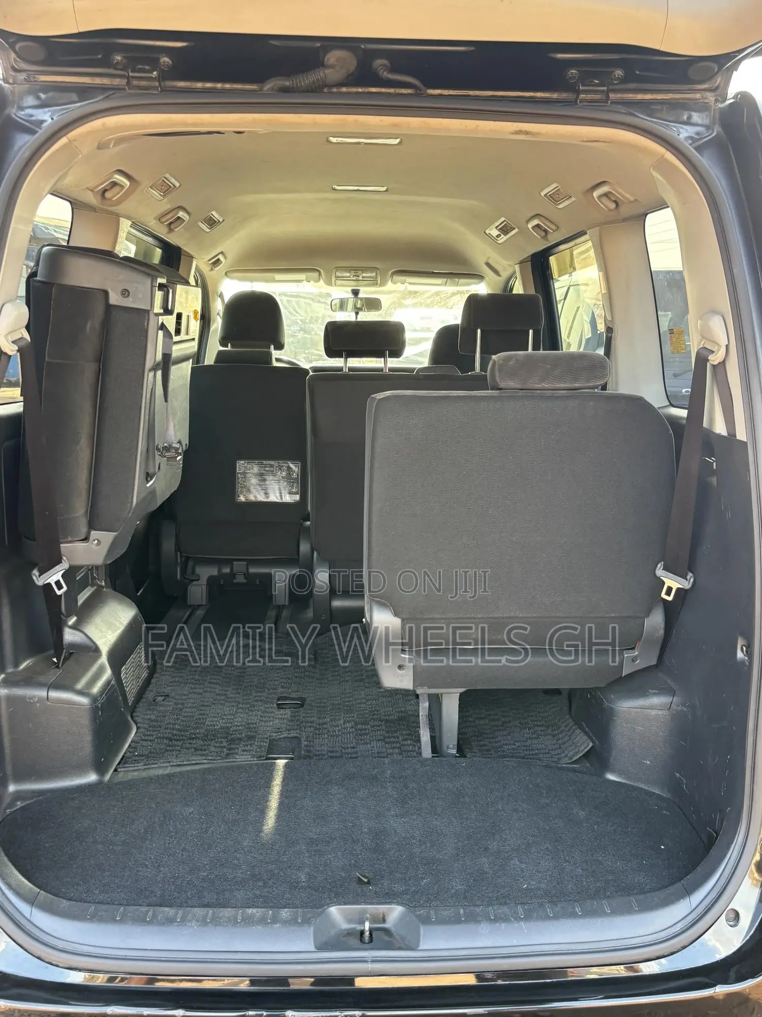 Toyota Voxy 2013 Black