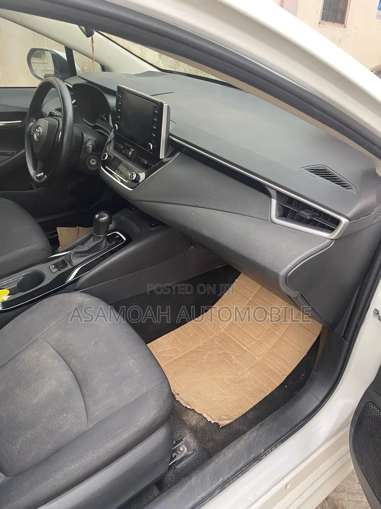 Toyota Corolla 2021 White
