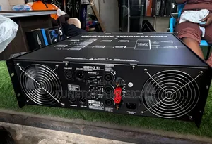 Electro-Voice (Ev) P-8300 Professional Power Amplifier