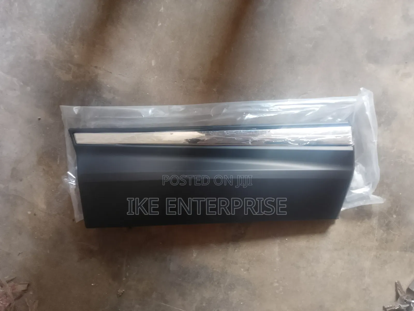 Honda CRV Back Door Moulding Shinny 2017,2018,2019,2020,2021,2022