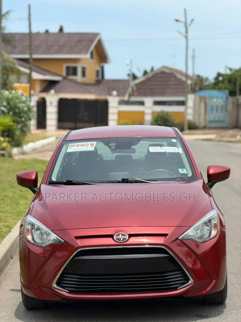 Toyota Yaris iA 1.5 FWD 2016 Red