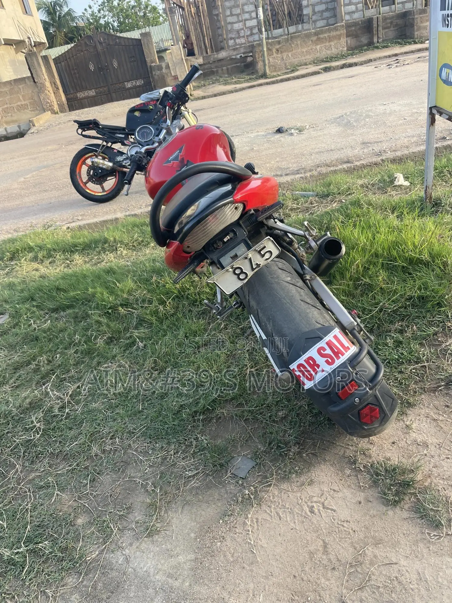 Suzuki 2026 Red
