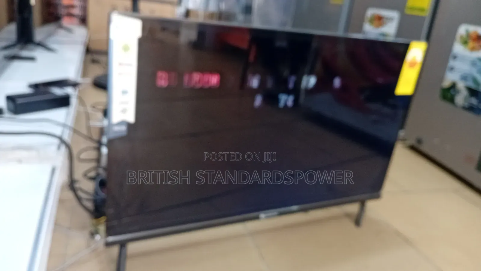 Brand New Dolphine Bay Tv 32"Smart With Bluetooth.