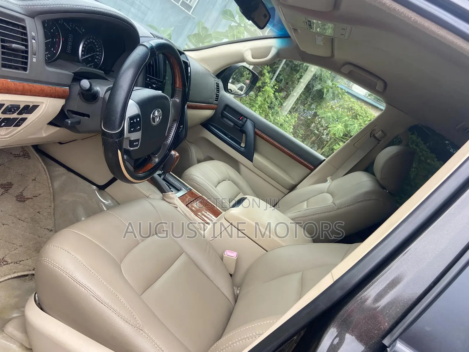 Toyota Land Cruiser 5.7 V8 GXR 2017 Black