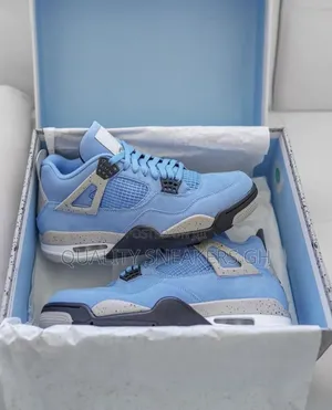 Jordan 4 Retro Blue