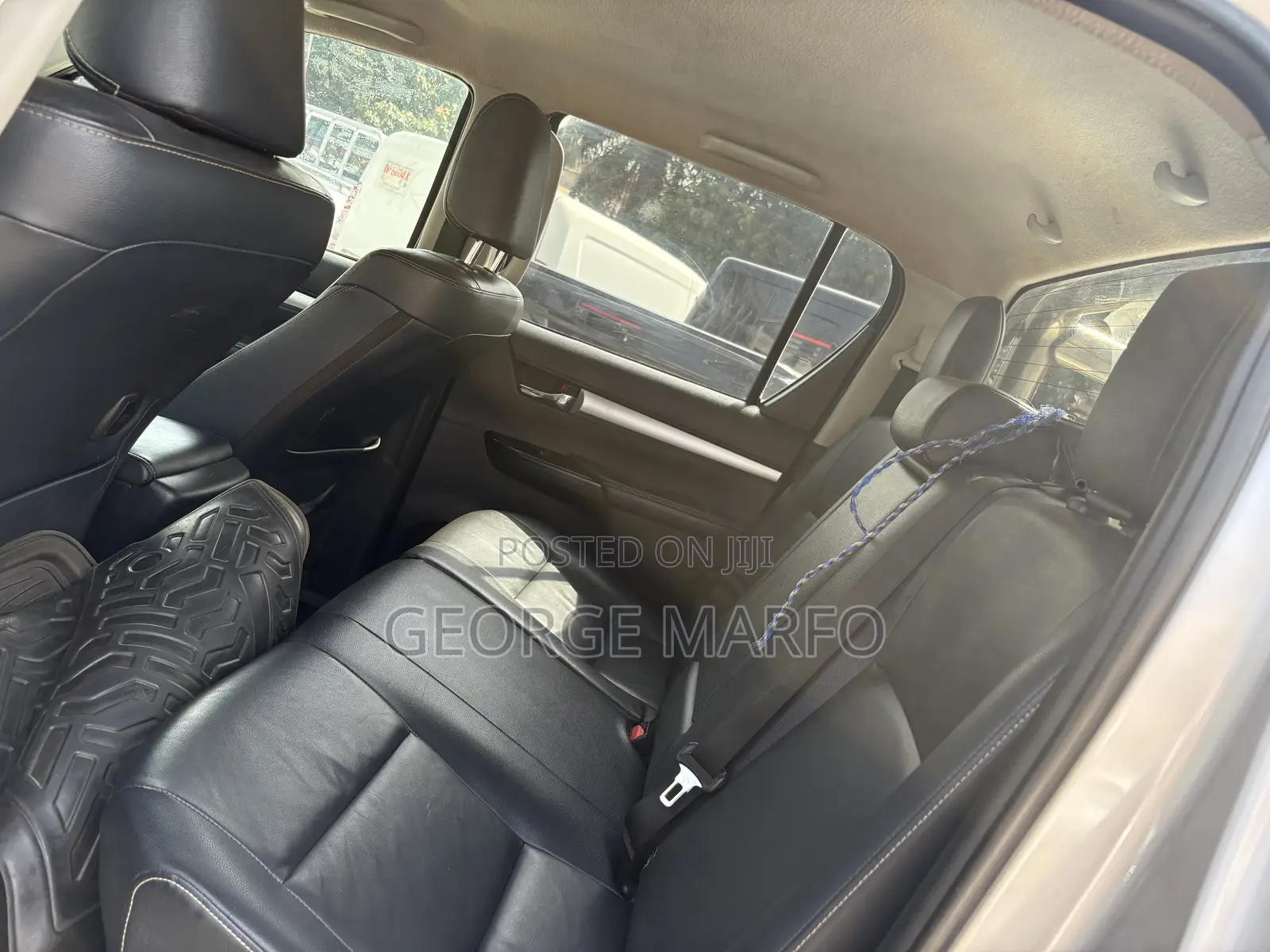Toyota Hilux 2019 Silver
