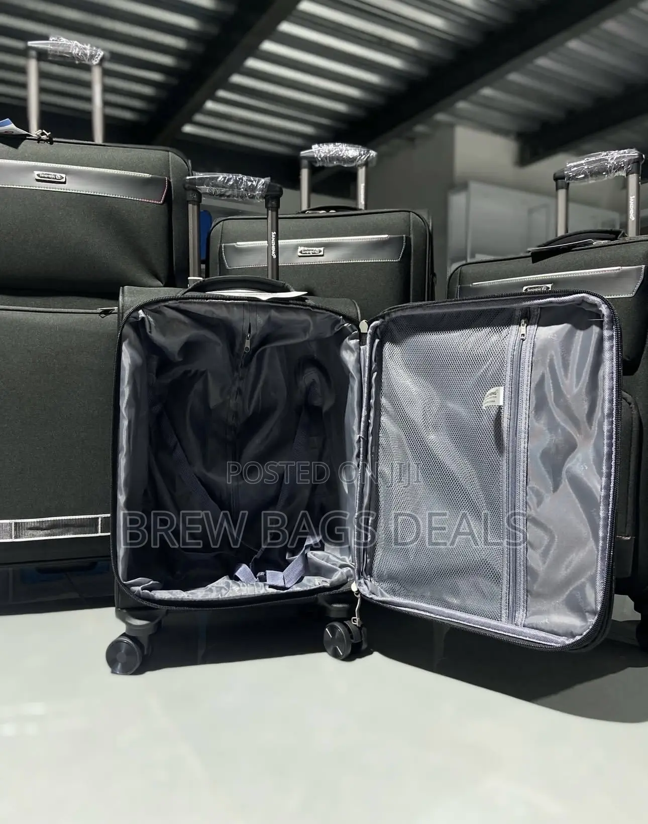 Top Quality 4set Sanzheng Thick Fabric Traveling Bag.