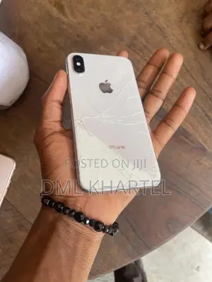 Apple iPhone X 64 GB White