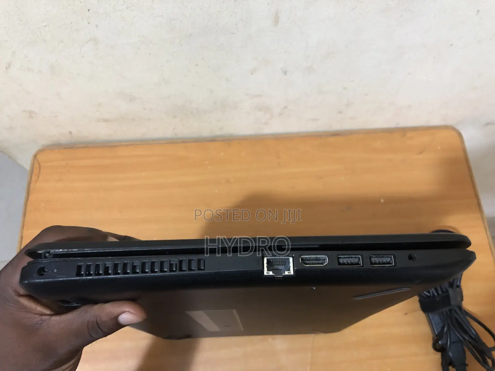 Laptop HP 240 G8 4GB Intel SSD 512GB